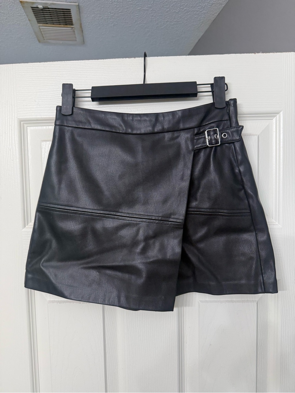 Zara Black Faux Leather Mini Skort with Buckle Detail